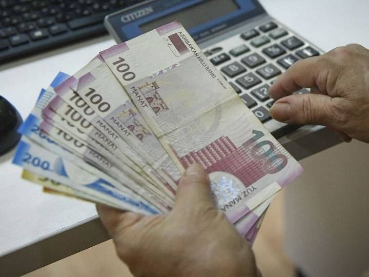 Əməkhaqqı 345 manatdan aşağı ola bilməz - Nazirlikdən xəbərdarlıq