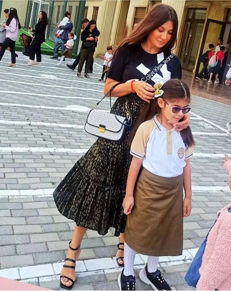 Psixoloq Aysel Mustafazadə: "Uşaqlara bir fərd və şəxsiyyət kimi yanaşmamağa "yox" deyirəm"