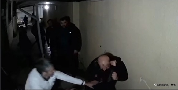 VƏTƏNDAŞ NARAZILIĞI, HAKİMİN ƏDALƏTSİZ QƏRARI - Xətai sakini Ceyhun Məhərrəmova qarşı cinayət işi üzrə maddə sonradan necə dəyişdirilib?! VƏTƏNDAŞ NARAZILIĞI, HAKİMİN ƏDALƏTSİZ QƏRARI - Xətai sakini Ceyhun Məhərrəmova qarşı cinayət işi üzrə maddə sonradan necə dəyişdirilib?!