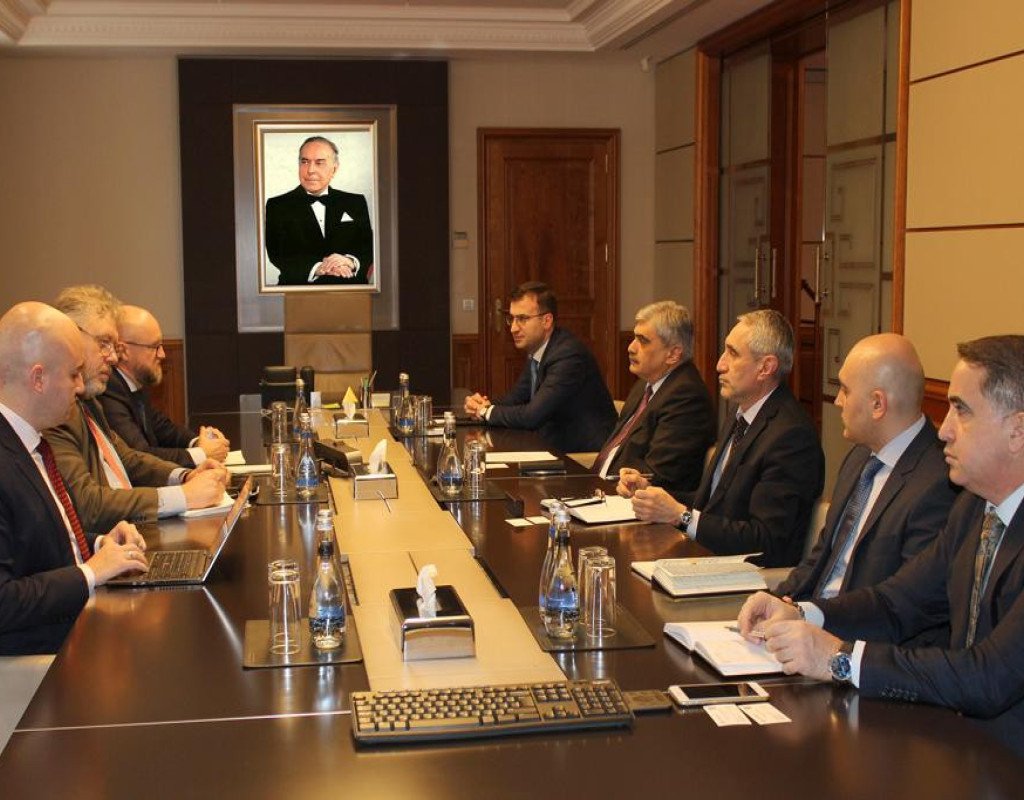 Azərbaycanla AİİB arasında əməkdaşlıq müzakirə edilib