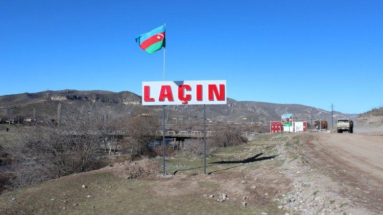 Laçında bir neçə hakim yüksəklik, əsas və yardımçı yollar nəzarətə götürülüb - MN