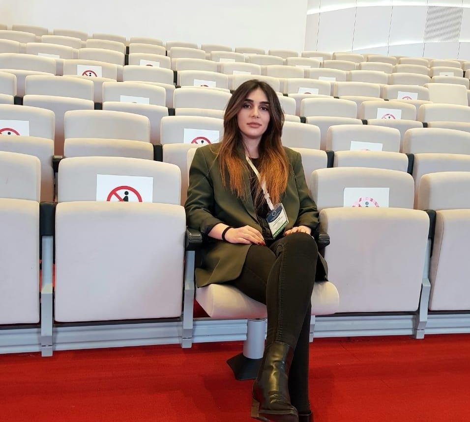 İngilis-dili müəllimi Nurdan Əmiraslan: 