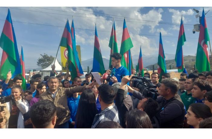 Azərbaycanlı ekofəallar Laçın yolundakı etiraz aksiyasını müvəqqəti dayandırırlar - BƏYANAT