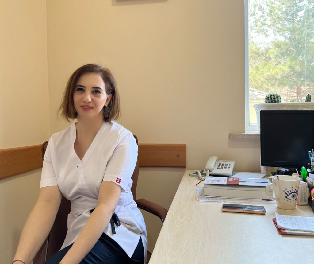 Cərrah oftalmoloq Afaq Abasova: " İnsanlara kömək etmək əsas iş prinsipimdir"