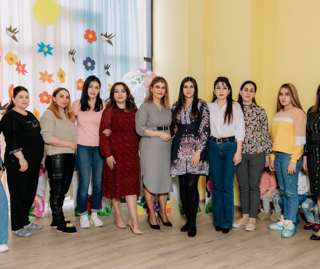 "Orbita" bağçasının rəhbəri Elmira Aslanova: "Məsuliyyətli və disiplinli olmaq əsas iş prinsipimizdir" "Orbita" bağçasının rəhbəri Elmira Aslanova: "Məsuliyyətli və disiplinli olmaq əsas iş prinsipimizdir"