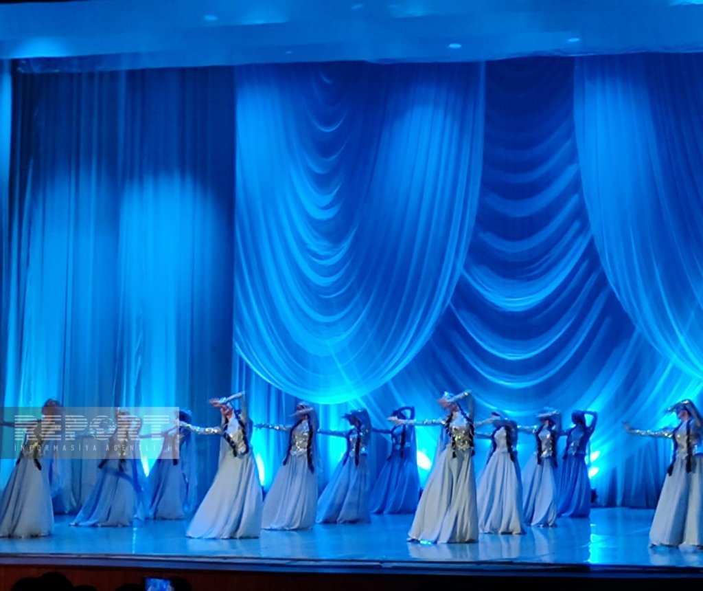 Bakı Xoreoqrafiya Akademiyasının buraxılış-hesabat konserti keçirilib Bakı Xoreoqrafiya Akademiyasının buraxılış-hesabat konserti keçirilib