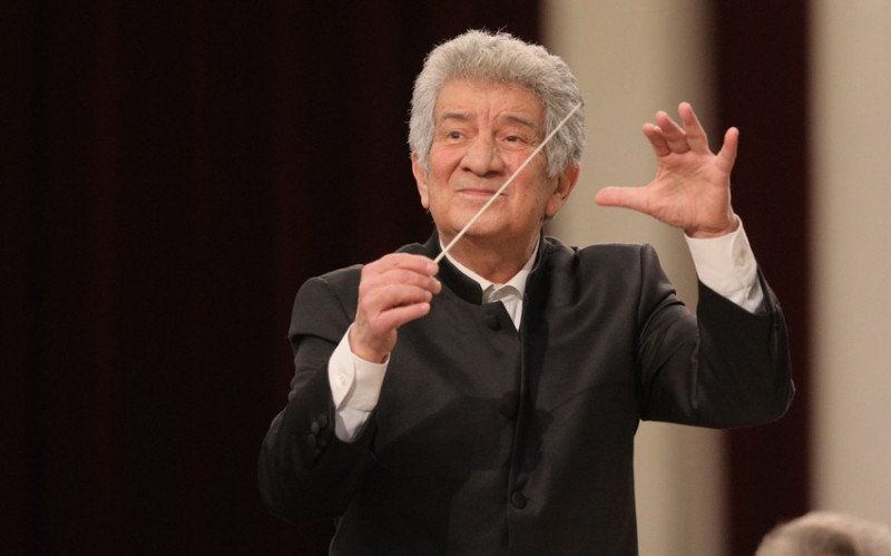 Rauf Abdullayevə Heydər Əliyev Mükafatı verilib - SƏRƏNCAM