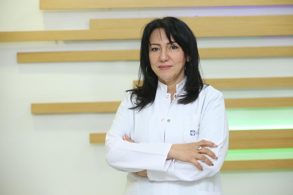 Dermatoloq Sevinc Kərimova: "Pasiyentlərimin müalicəsini mütəmadi olaraq təqib etmək əsas iş prinsipimdir"