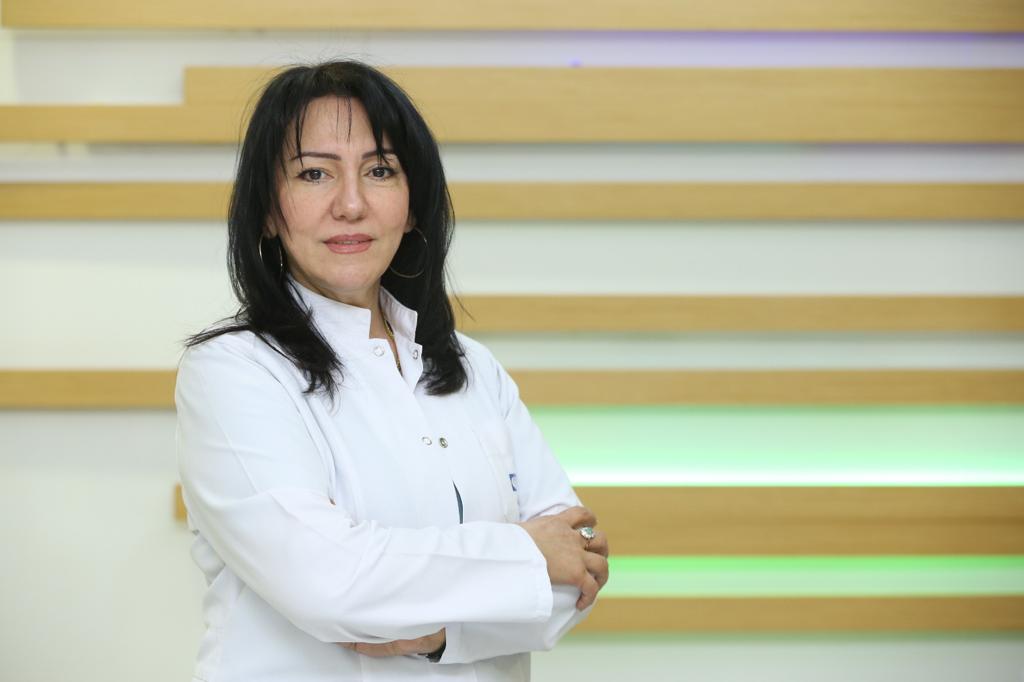 Dermatoloq Sevinc Kərimova: "Pasiyentlərimin müalicəsini mütəmadi olaraq təqib etmək əsas iş prinsipimdir"