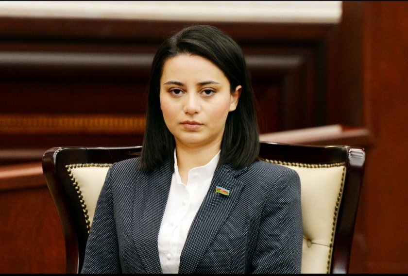 Millət vəkili Səbinə Xasayeva Xocəsən bələdiyyəsində vətəndaşları qəbul edib