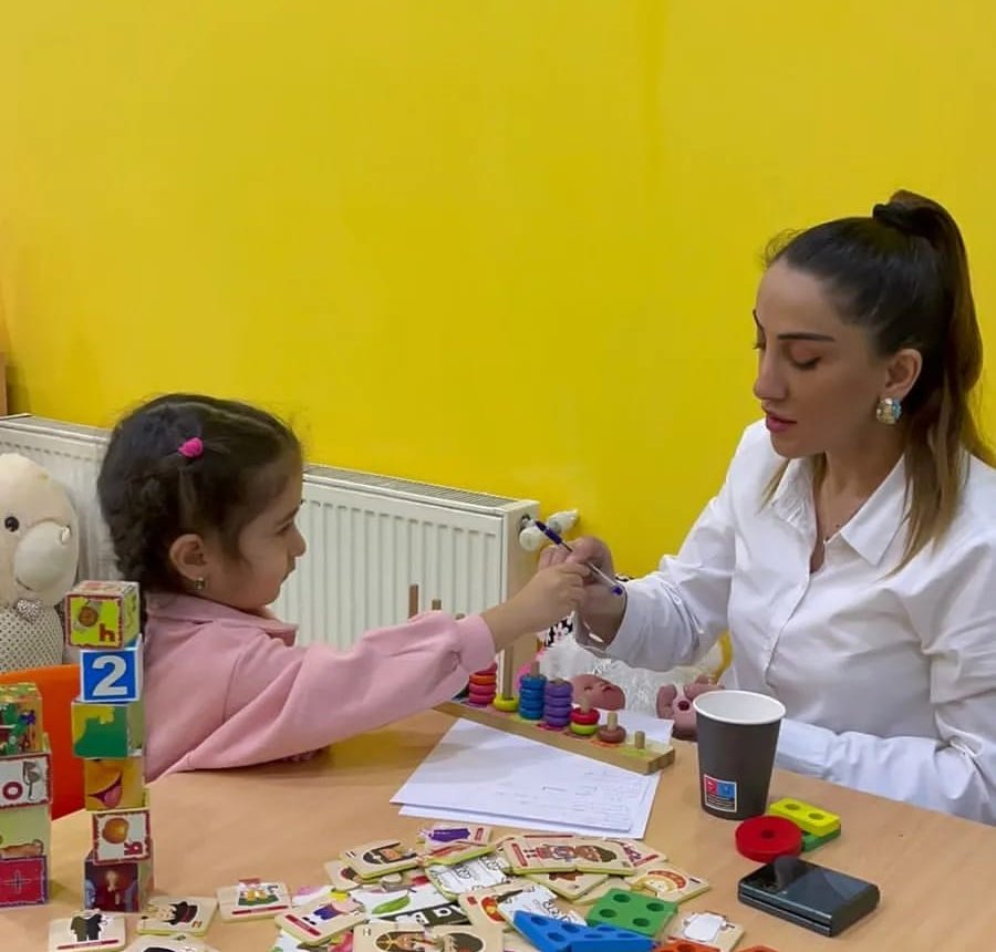 Psixoloq Leyla Fətəli: "Qısa zaman ərzində bu qədər uğur qazanacağım ağlıma gəlməzdi" Psixoloq Leyla Fətəli: "Qısa zaman ərzində bu qədər uğur qazanacağım ağlıma gəlməzdi"