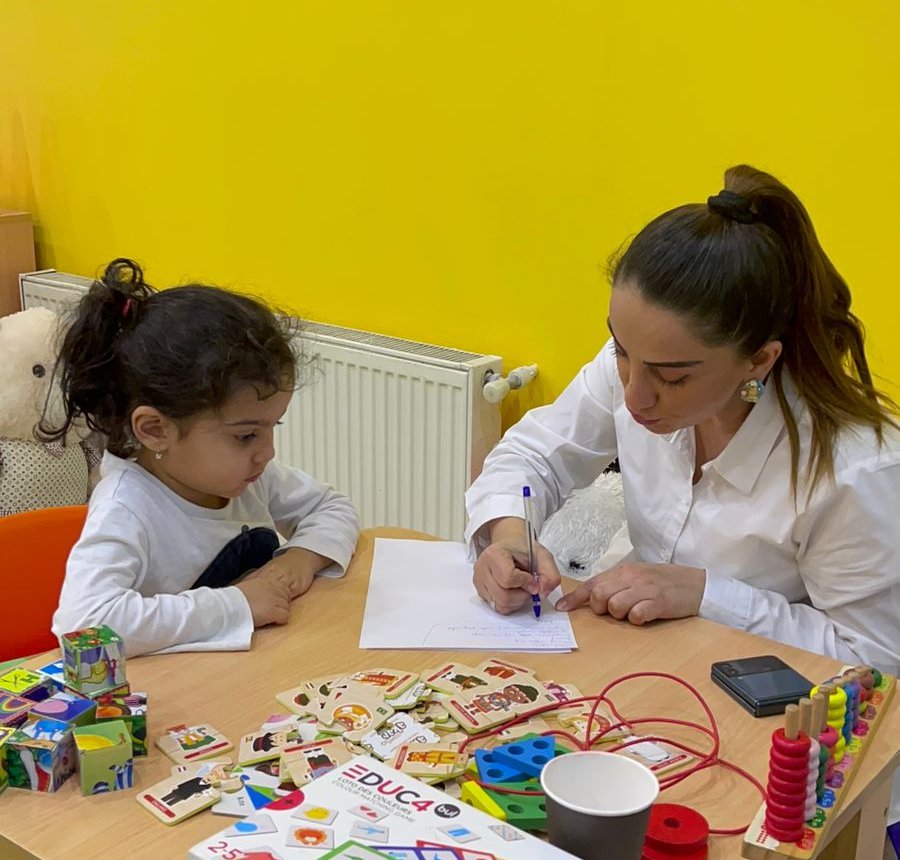 Psixoloq Leyla Fətəli: "Qısa zaman ərzində bu qədər uğur qazanacağım ağlıma gəlməzdi" Psixoloq Leyla Fətəli: "Qısa zaman ərzində bu qədər uğur qazanacağım ağlıma gəlməzdi"