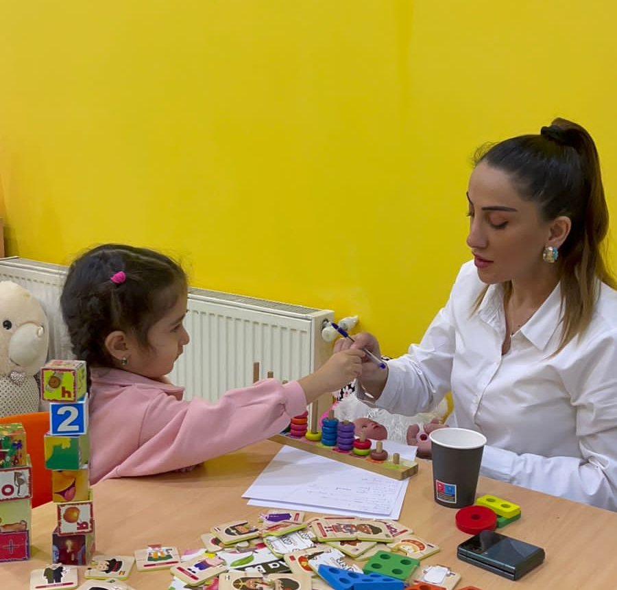 Psixoloq Leyla Fətəli: "Qısa zaman ərzində bu qədər uğur qazanacağım ağlıma gəlməzdi" Psixoloq Leyla Fətəli: "Qısa zaman ərzində bu qədər uğur qazanacağım ağlıma gəlməzdi"