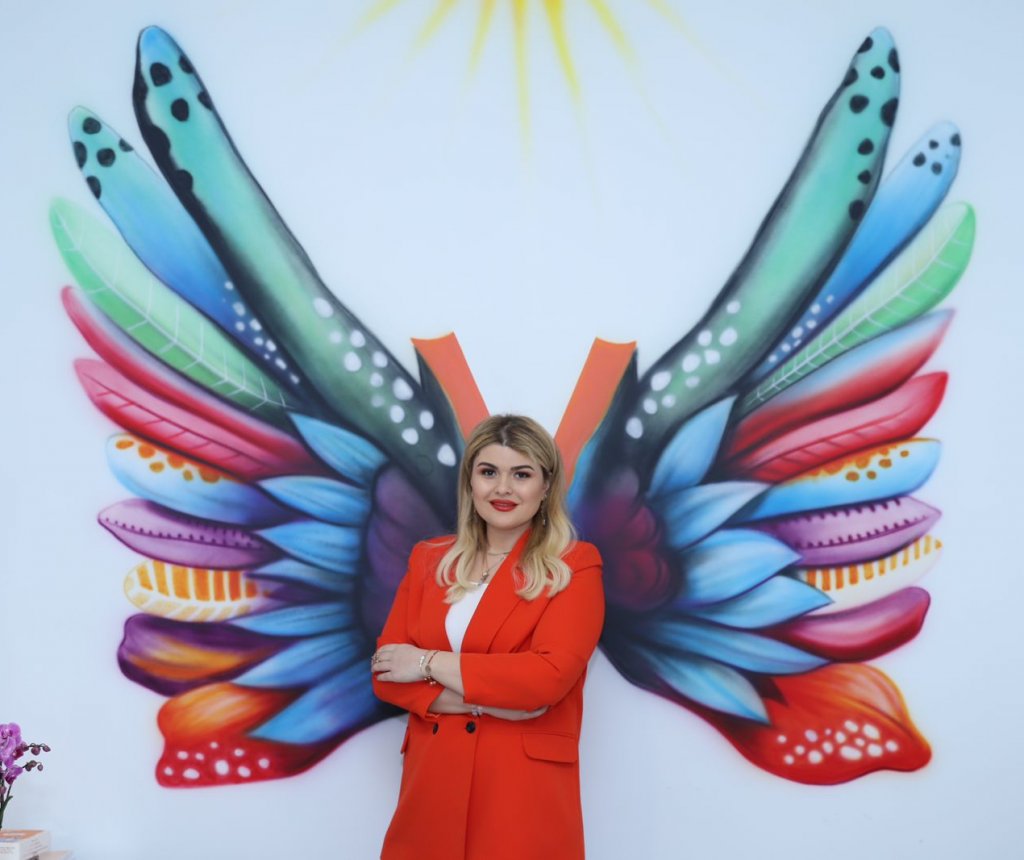 Psixoloq Vüsalə Əmirova: "İnsanların güvənini doğrultmaq əsas iş prinsipimdir"