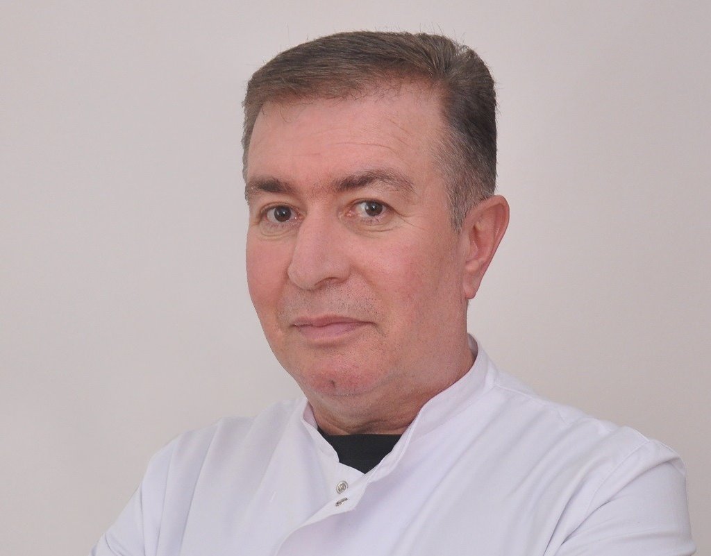 TƏBİB-in tabeliyindəki RDZM-in həkim dermatoveneroloqu Fuad Əfəndiyev:-Akne xəstəliyi barəsində nələri bilirik?