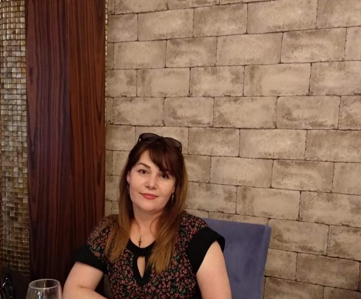 Dırnaq ustası Faina Yarəhmədova:  