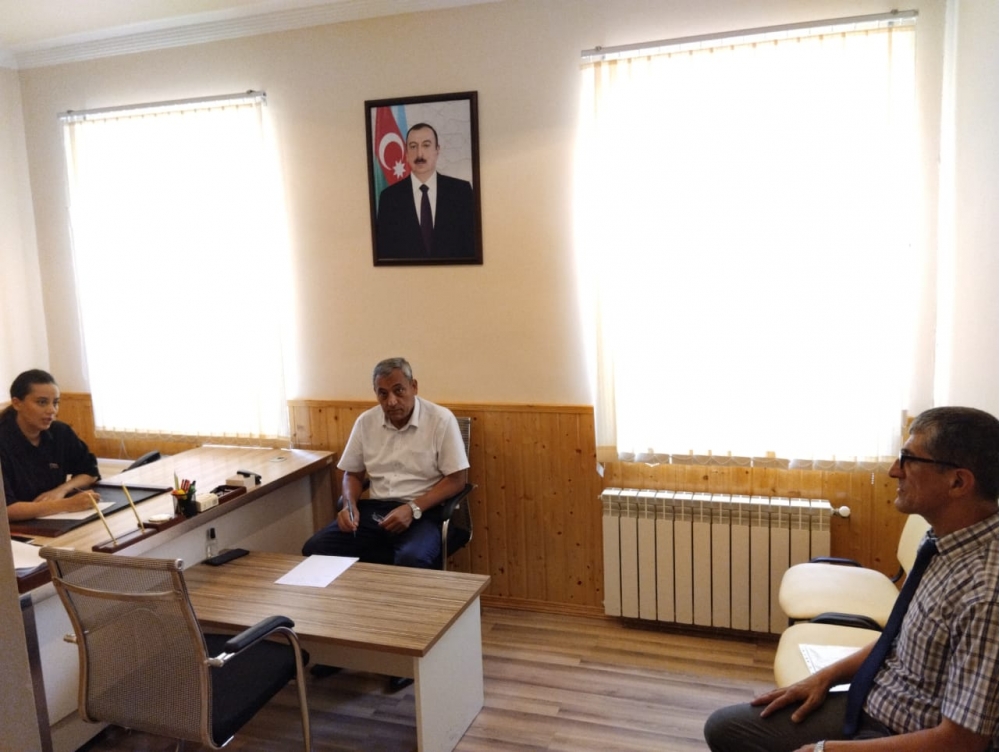 Səbinə Xasayeva Lökbatan  qəsəbəsində  seçicilərlə görüşüb