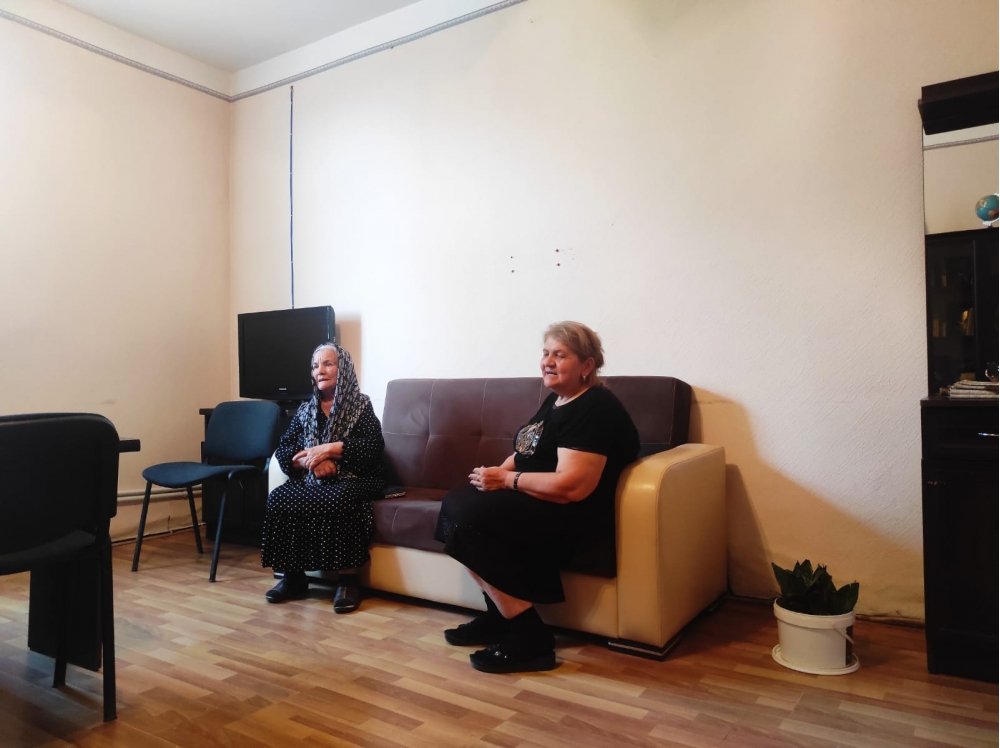 Səbinə Xasayeva Puta qəsəbəsində bir qrup vətəndaşı qəbul edib - FOTO