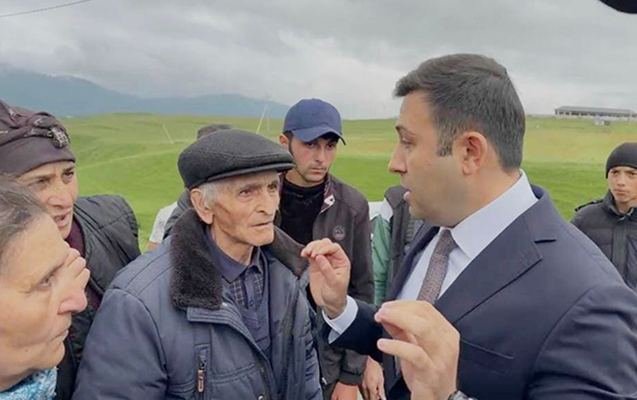 İcra başçısı Söyüdlüdə sakinlərlə görüşdü (FOTO)
