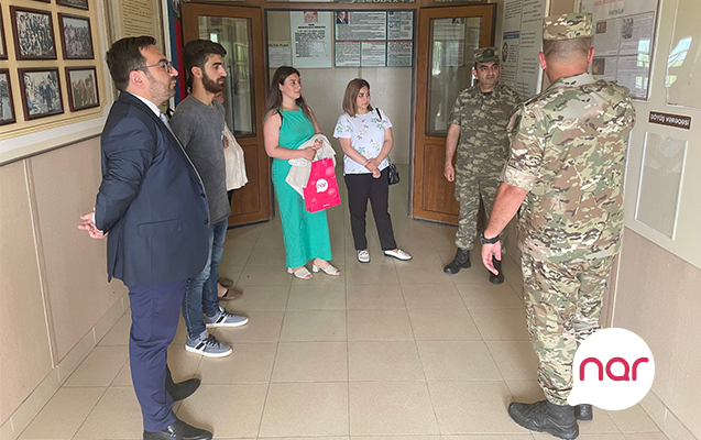 Nar Silahlı Qüvvələr Günü münasibətilə hərbçiləri təbrik etdi
