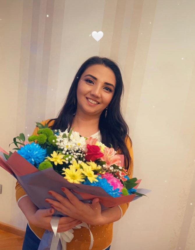 Yaşam koçu Raifə Rəhimova: "Təbəssüm ən gözəl sədəqədir"