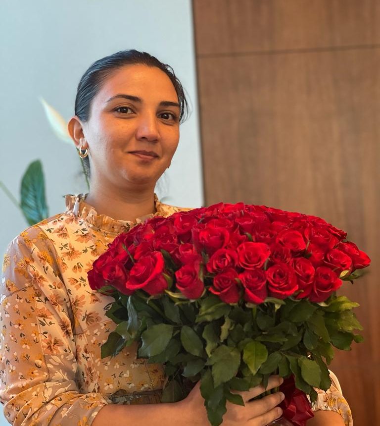 Yaşam koçu Raifə Rəhimova: "Təbəssüm ən gözəl sədəqədir"