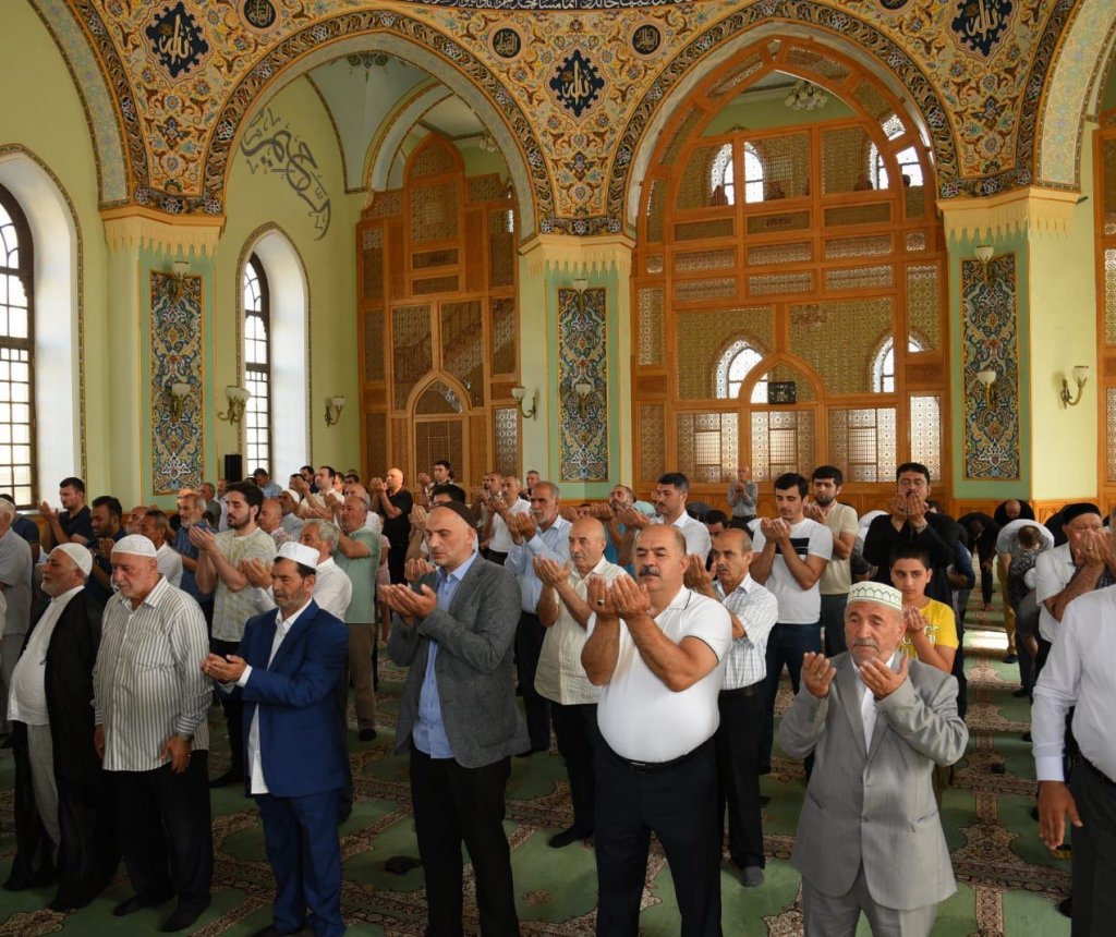 Bayram namazı nə vaxt elan ediləcək? - Komitə sədrindən AÇIQLAMA