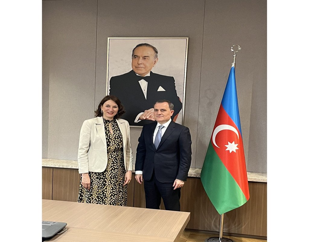 Ceyhun Bayramov UNESCO-nun İcraiyyə Şurasının sədri və Baş direktorun müavini ilə görüşüb