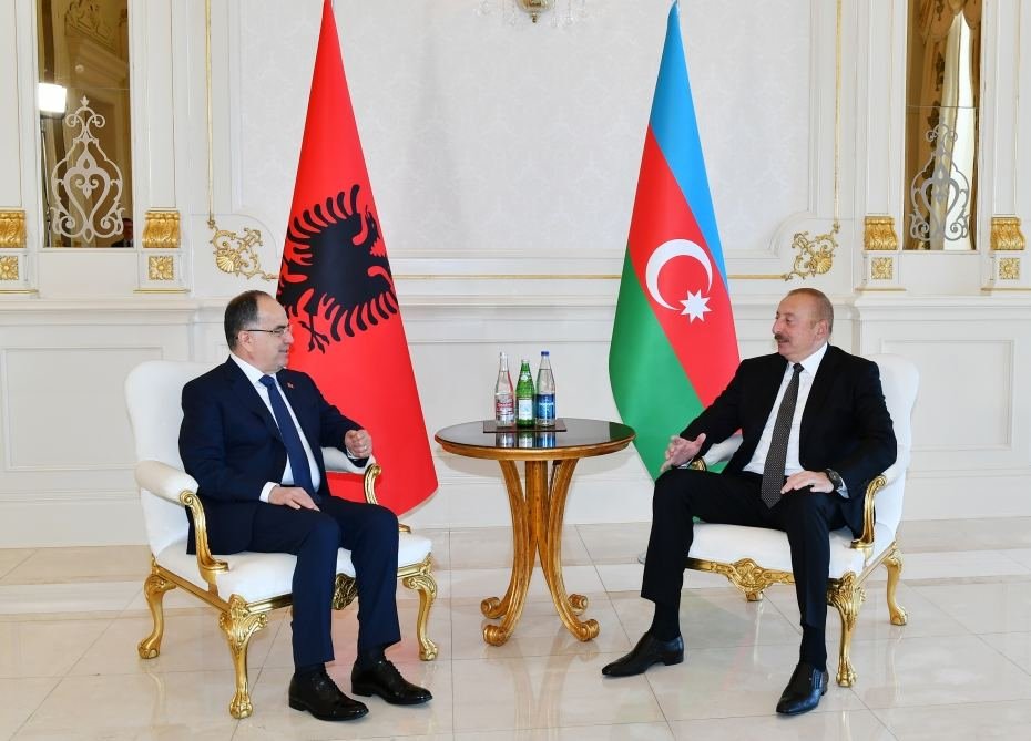Azərbaycan və Albaniya prezidentlərinin təkbətək görüşü keçirilib