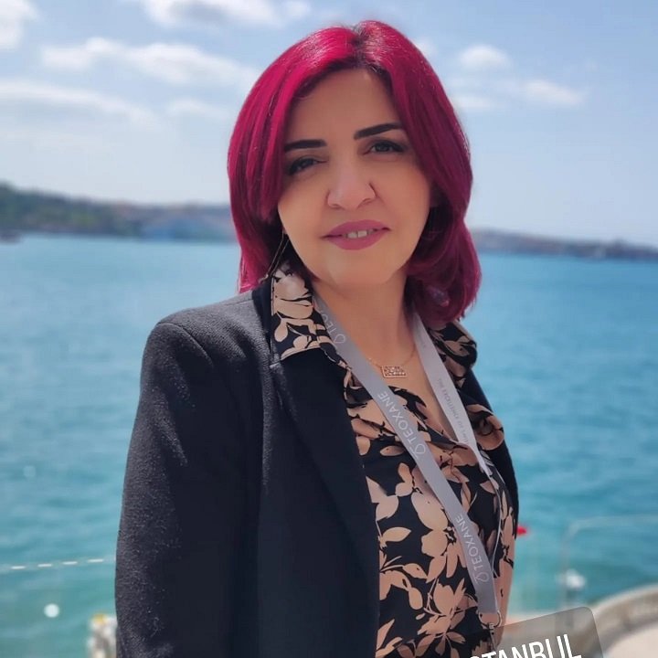 Həkim-kosmetoloq Arzu Məmmədova: "Yaranan problemlərə vaxtında müdaxilə olunmalıdır"