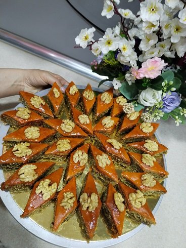 "Şirin nağıl" ailəvi restoranının rəhbəri Orxan Əmənli:"Təmiz və keyfiyyətli məhsullar təqdim etmək bizim fərqliliyimizdir"