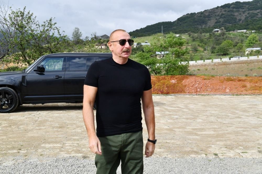 Prezident İlham Əliyev Şuşa rayonunda səfərdədir