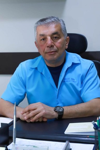 Tibb elmləri doktoru, psixiatr-narkoloq Araz Əliquliyev:  "Pasiyentlerin şəfa tapması üçün əlimizdən gələni etmək əsas iş prinsipimizdir"