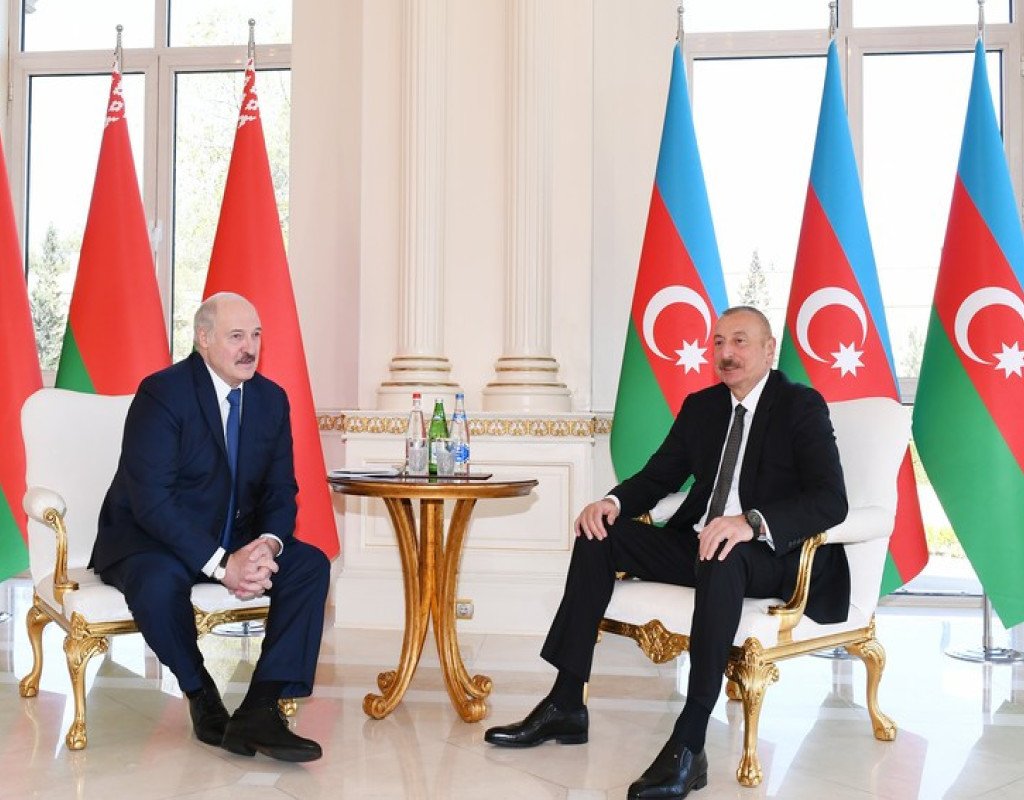 Prezident İlham Əliyev Lukaşenkonu təbrik edib