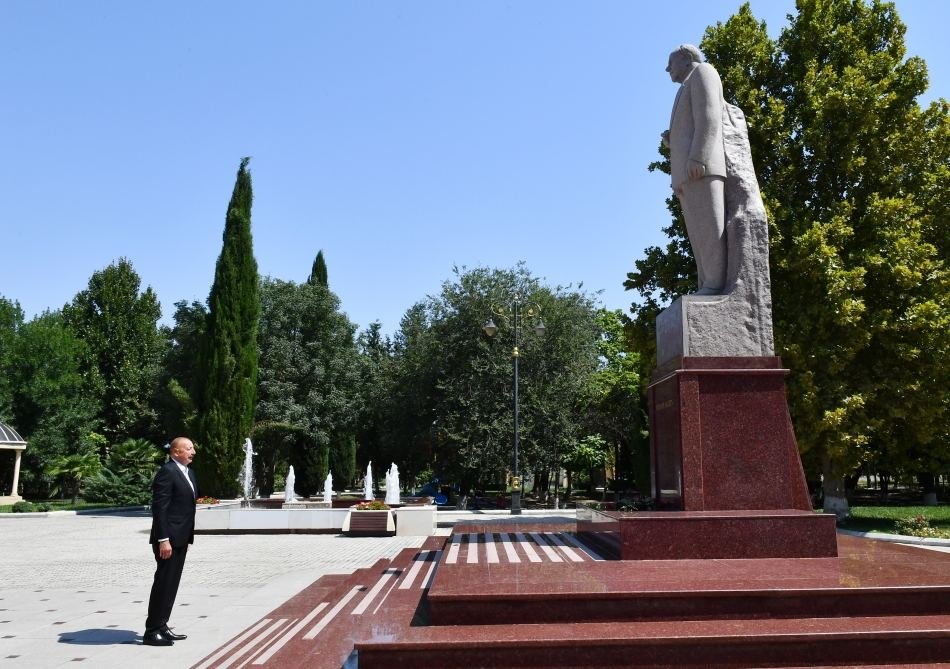 Prezident İlham Əliyev Samux rayonuna səfər edib