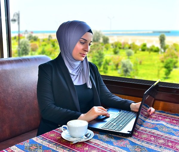 Networker-Mentor Lamiyə Həsənova: "Təlim və təhsilsiz bu işin görülməsinin əleyhinəyəm"