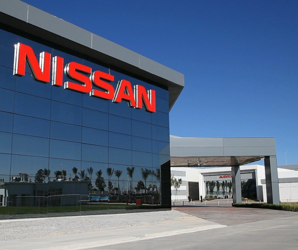 “Nissan” avtomobillərinin Azərbaycanda rəsmi distribütoru qanunlarımızı necə POZUR? – FOTOFAKT