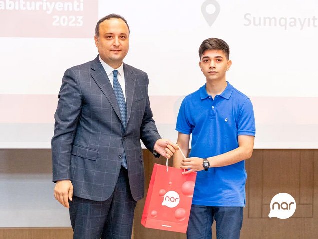 “Nar”dan təhsilə dəstək: Ən çox bal toplayan abituriyentlər mükafatlandırıldı