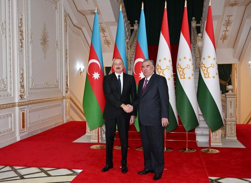 Prezident İlham Əliyev Düşənbədə Mərkəzi Asiya Dövlət Başçılarının 5-ci Məşvərət görüşündə çıxış edib