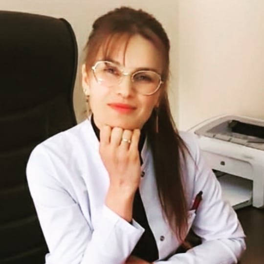 Diyetoloq, sağlam qidalanma üzrə mütəxəssis Zenfira Yahyayeva: