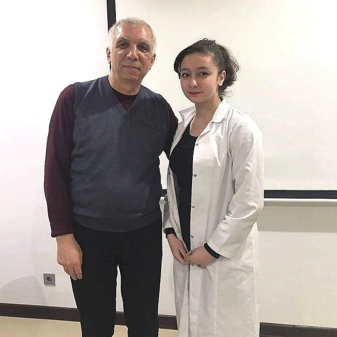 Rezident-onkoloq Dr. Gülnar Nəbiyeva: 