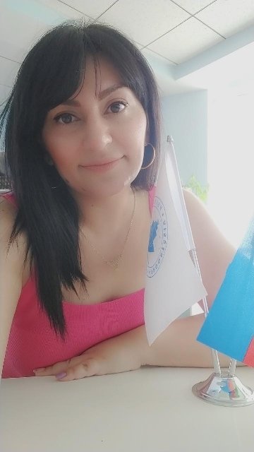 Psixoloq İlahə Xudaverdiyeva: "Bir çox problemlərin kökündə ünsiyyətsizlik dayanır"