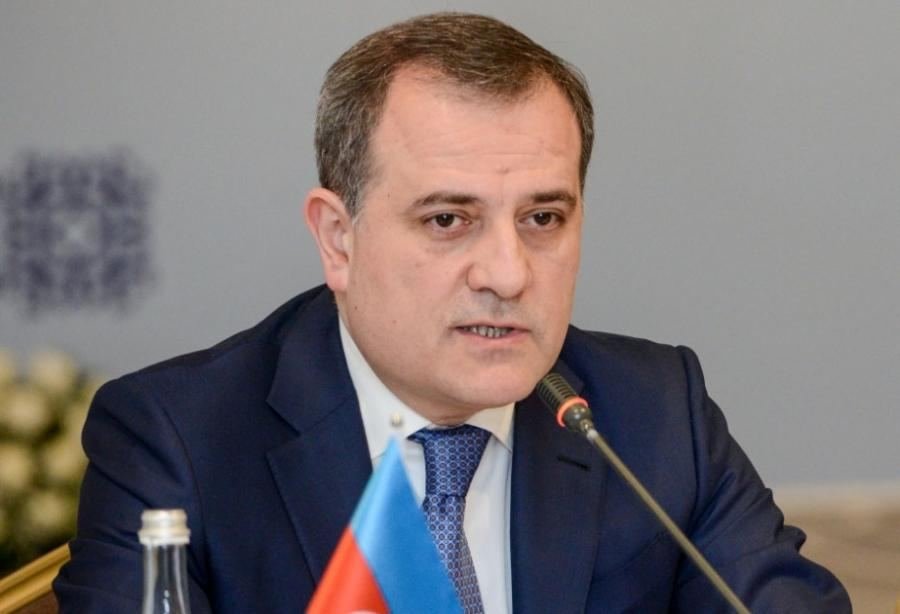 Ceyhun Bayramov ABŞ-yə getdi