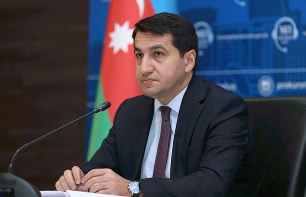 Hikmət Hacıyev: “Rəsmi Bakı BQXK və Qarabağın erməni sakinlərinin nümayəndələri ilə müntəzəm əlaqədədir”- FOTO