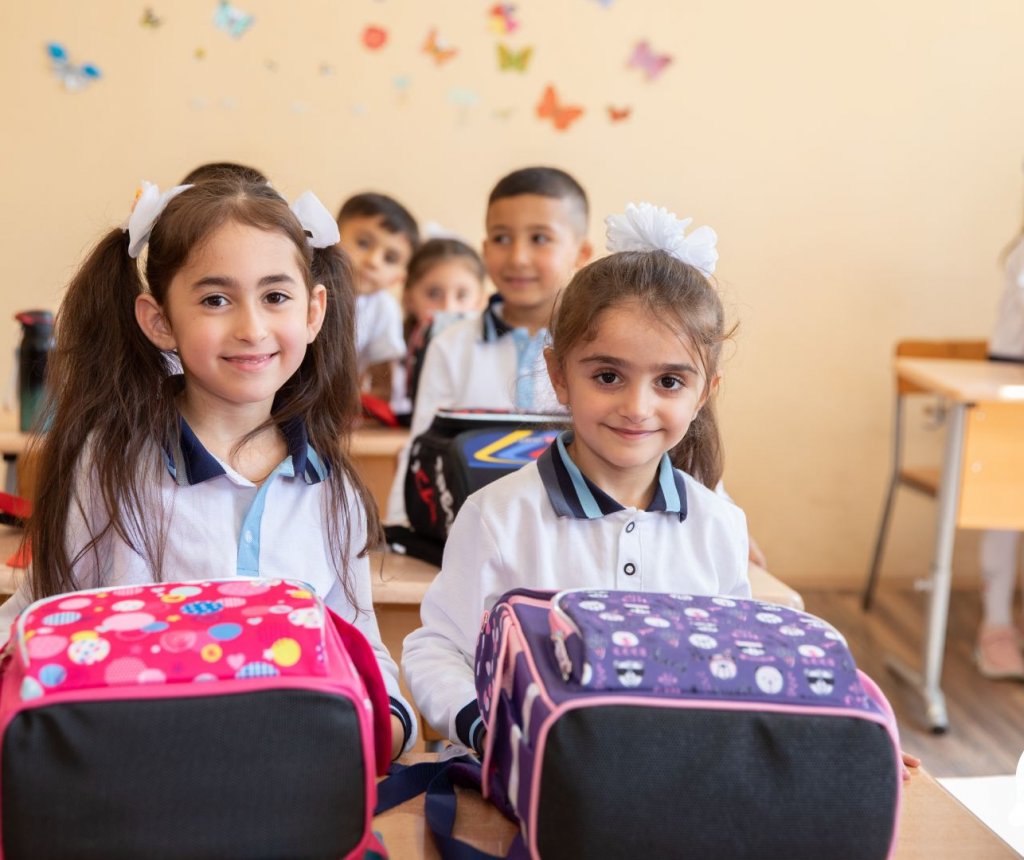 “Nar” “Bilik günü”-də Füzuli və Tərtərdəki məktəblərə dəstək olub