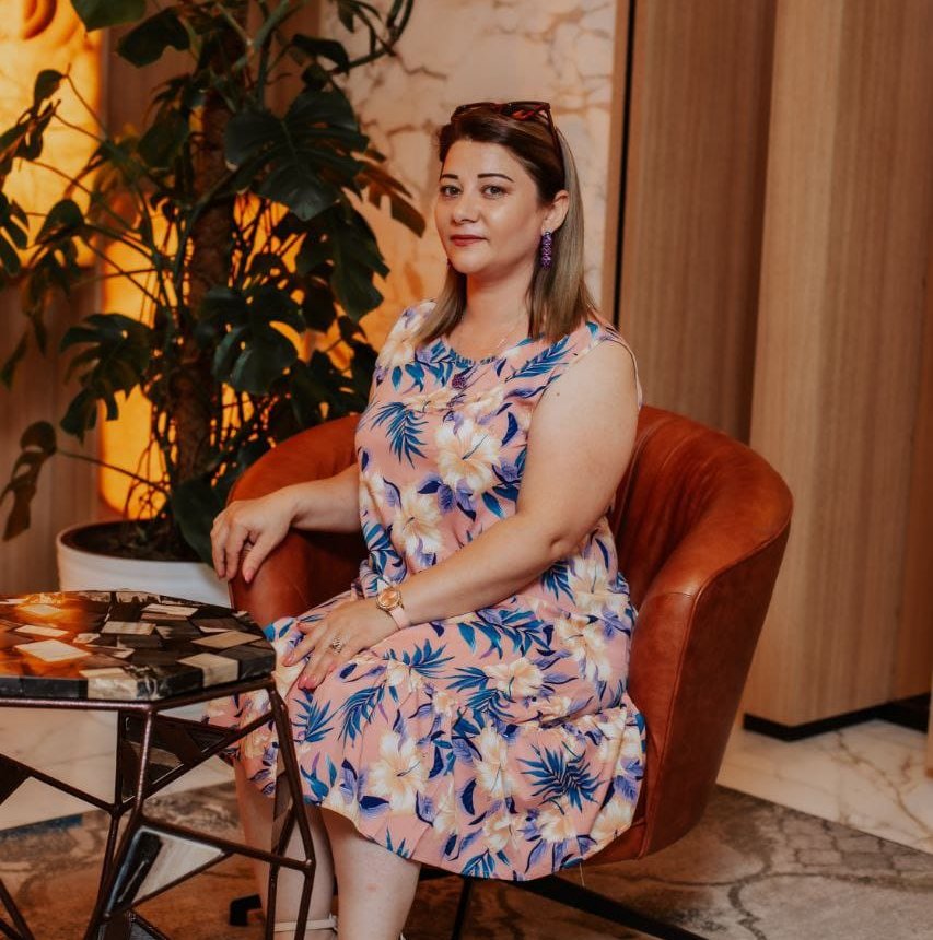 Enerji və biznes kouç Ülviyyə Rüstəmova: "Qarşınızdakı hər bir insan sizin güzgünüzdür"