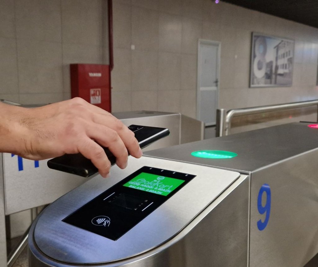 Gələn ildən metroda bank kartı ilə ödəniş üçün işlərə başlanılacaq (ÖZƏL)