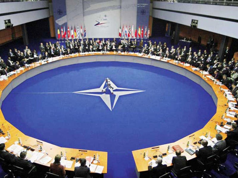 Deputatlar NATO PA-nın iclasına gedir