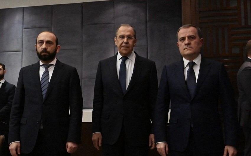 Azərbaycan, Rusiya və Ermənistan XİN rəhbərləri Bişkekdə görüşə bilər