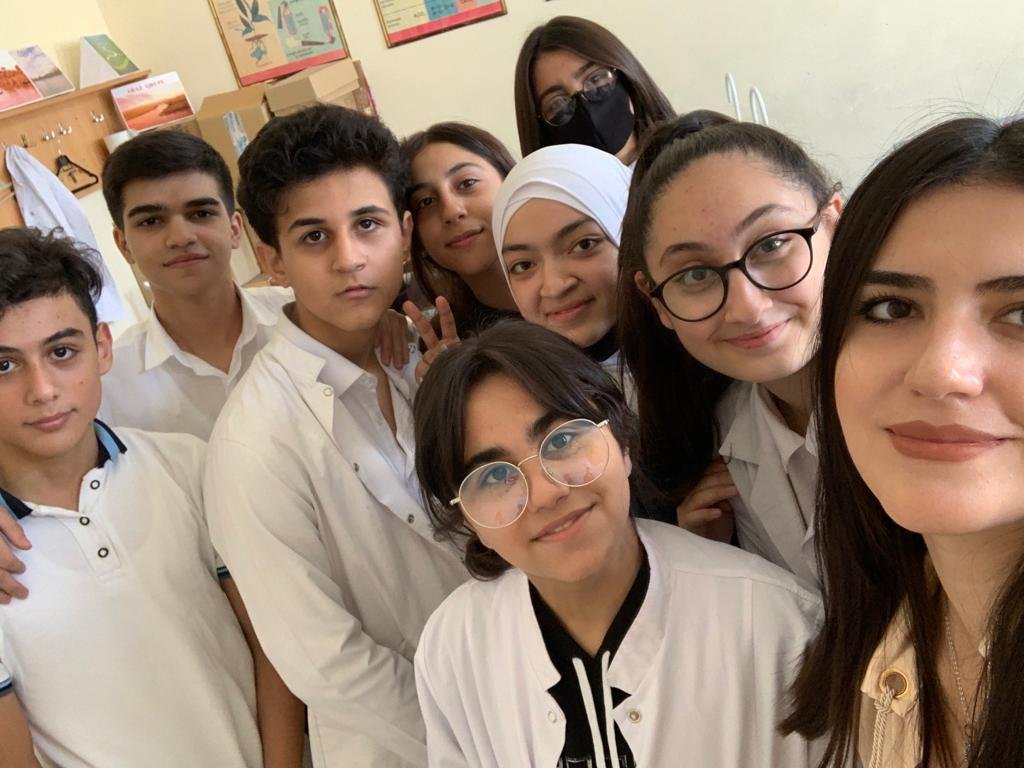 Kimya müəllimi, təlimçi Vəfa Kərimli: "Texnoloji inqilabda kimya fənni ikinci dərəcəli fənnə çevrilməməlidir"